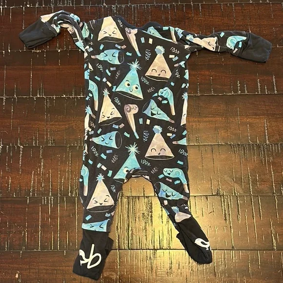Birdies Blue and Black Geometric Footie One Piece - Picture 3 of 3